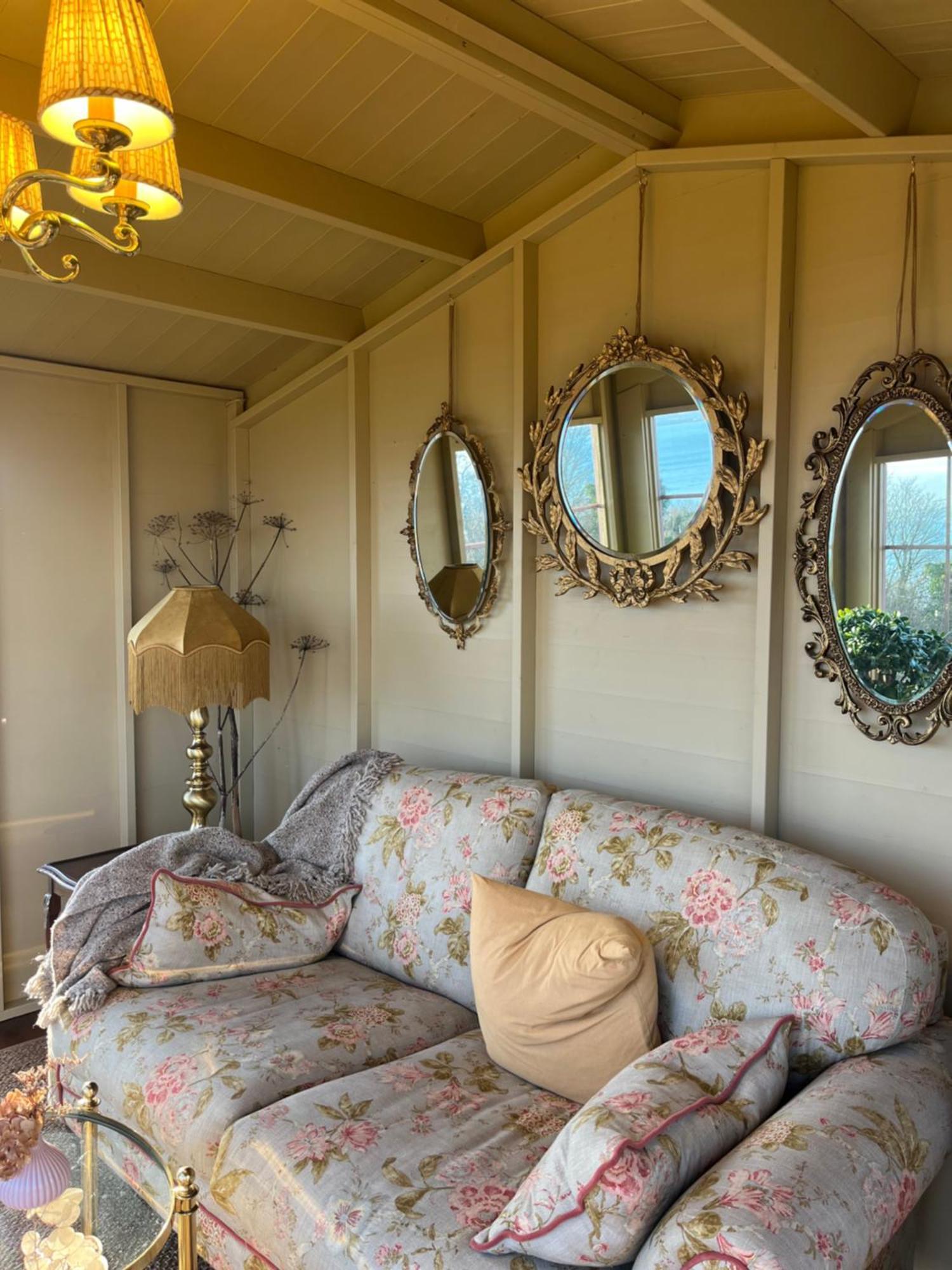 The Pink Cottage Upstairs Suite & Garden Summer Room Whitehead Екстер'єр фото